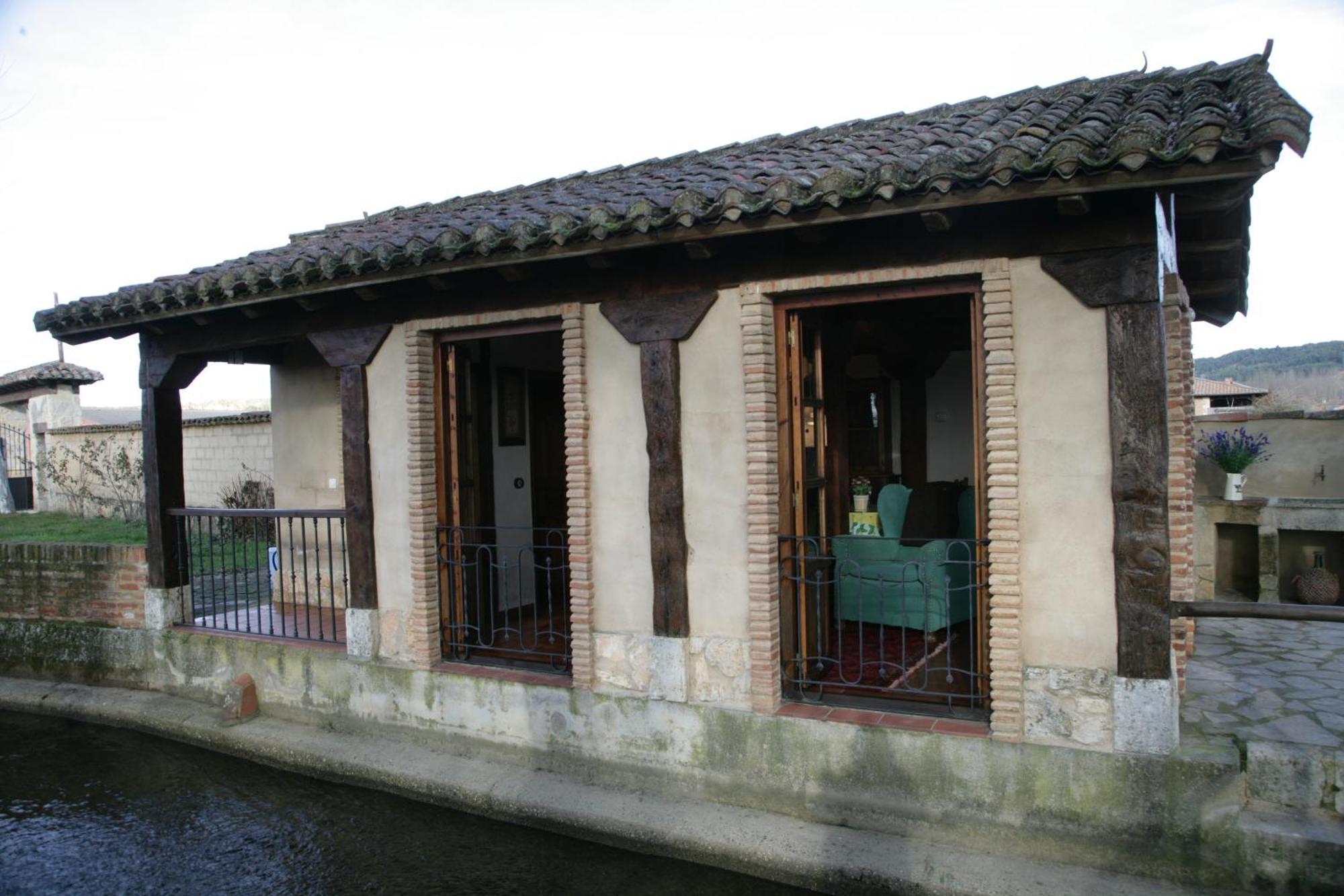 Molino El Sotillo Villa Saldaña Exterior foto